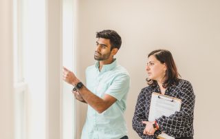 Agent selling a home